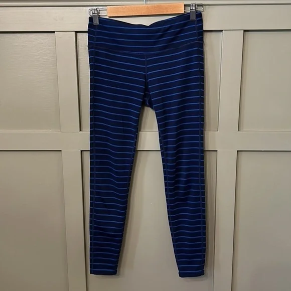 Athleta Chaturanga Tight Leggings in Admiral Stripe Cobalt Blue & Navy Sz Small - Picture 3 of 9